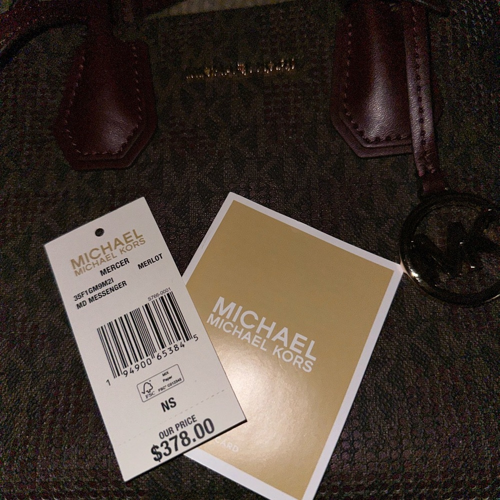 Michael Kors Mercer Medium Messenger With Strap and Card Case Wallet Merlot - Picture 4 of 8